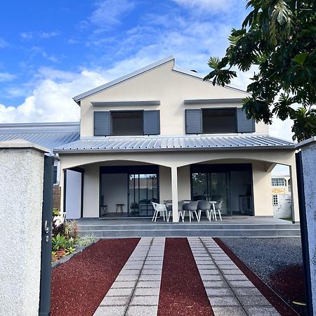Arbre A Pain Hotel Bras-Panon Exterior photo